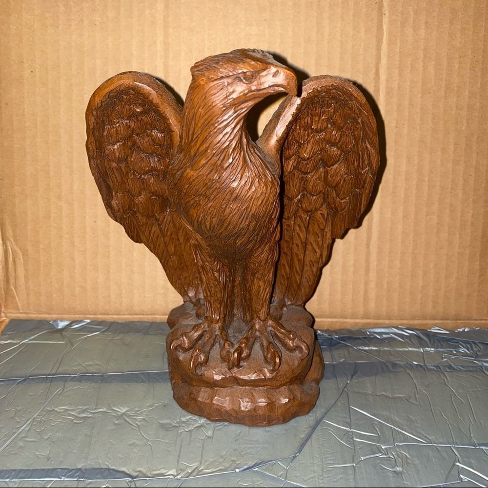Red Mill mfg vtg wood eagle statue